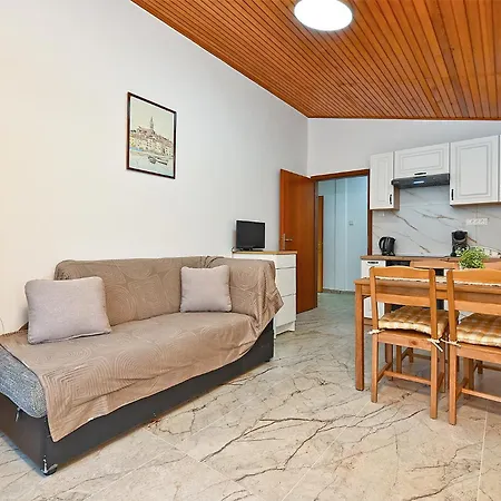 Biserka 2240 Appartement Rovinjsko Selo