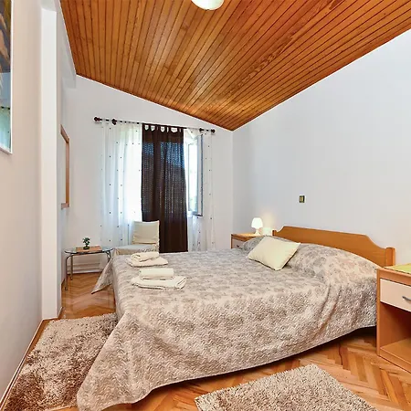 Biserka 2240 Appartamento